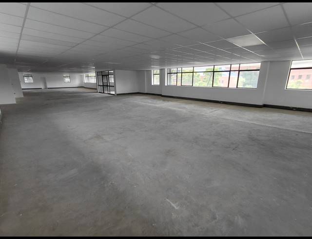 1,765M² OFFICE TO LET IN RANDJESPARK